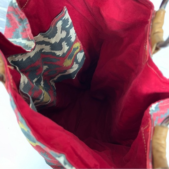 Slouchy Hobo tote bag | Leather & Aztec Print - Picture 7 of 9